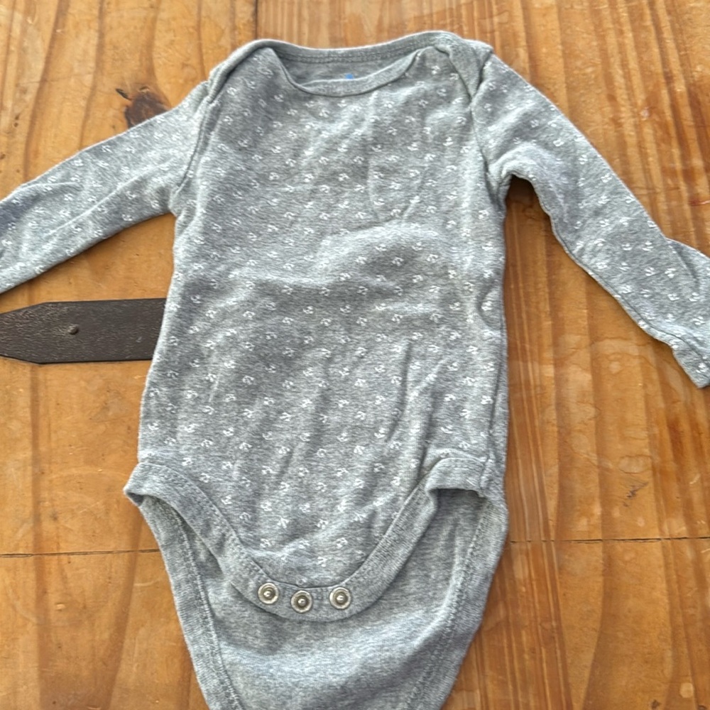 Long sleeve onesie,3-6 months